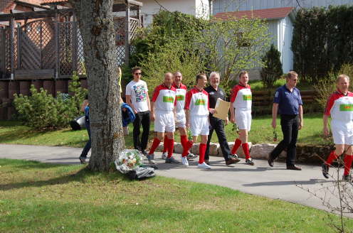 Jede Menge G�ste kommen zum Gratulieren