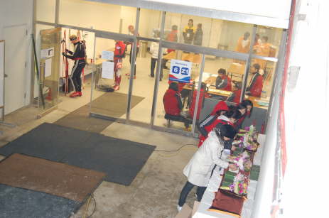 Eingang zum Funktionsgeb�ude