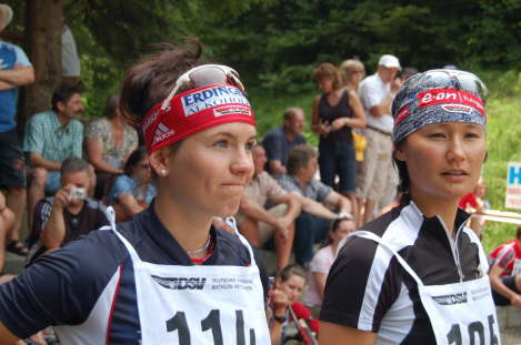 Kathrin und Simone vor dem Rennen