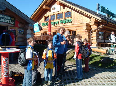 Erst mal st�rken vor dem anstrengenden Zuschauen...