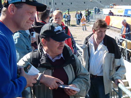 Papa Denkinger ist soltz auf seine Tochter